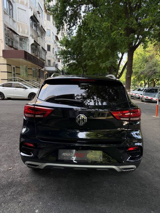 MG ZS 2024 (Black) Крассовер