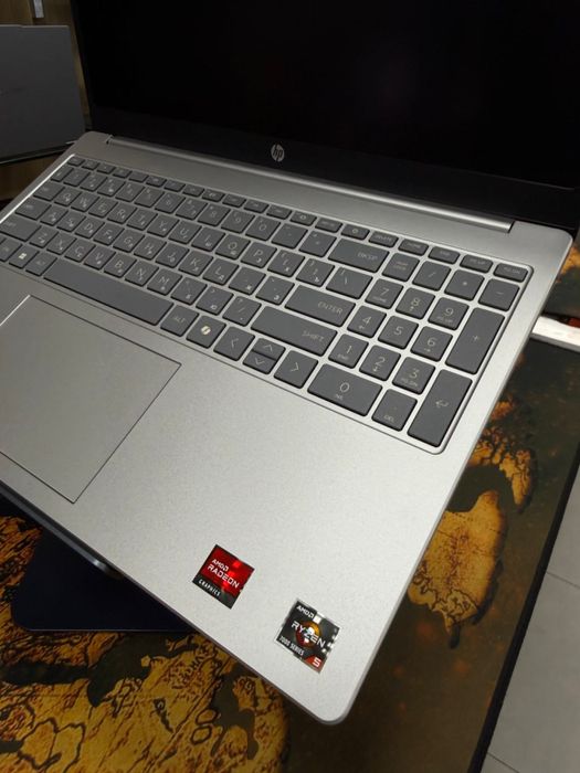 Sensor ekranlik Noutbuk Hp Laptop 15/AMD Ryzen 5/Dostavka BEPUL