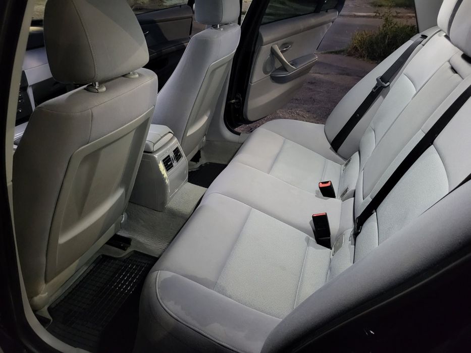 Автомобил BMW  320 Е91