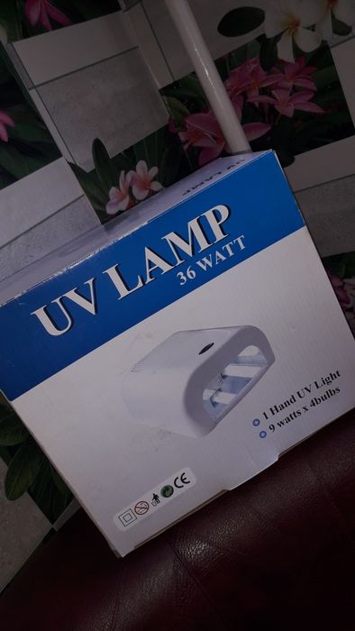 Лампа для сушки гель лаков