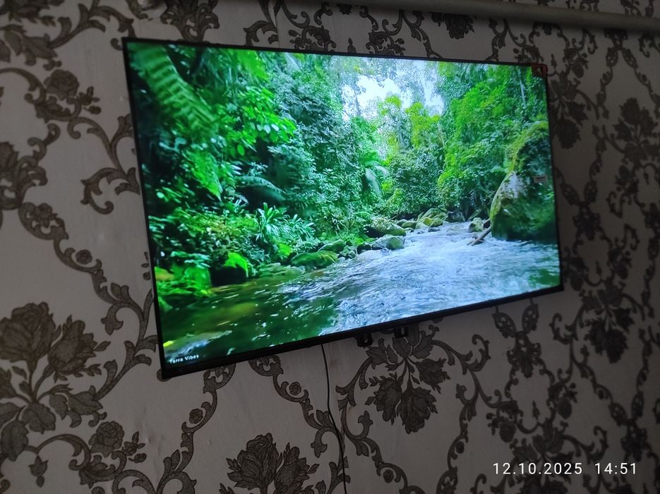 Srochna sotiladi tv TCL 43 tali googl tv smart 4 kl
