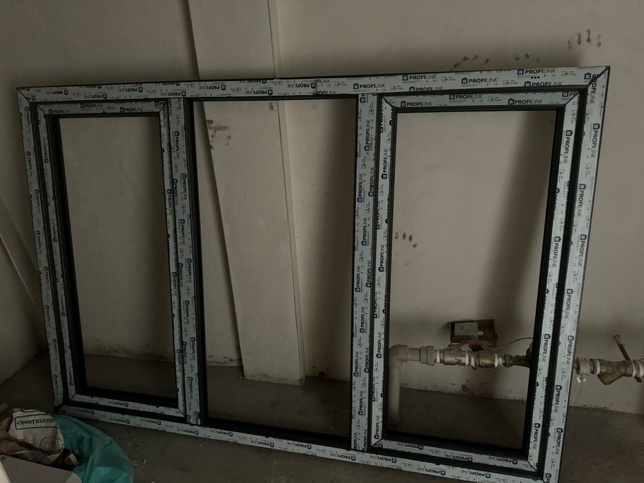 Дограма сива 210x130 със стъклопакет четири сезона