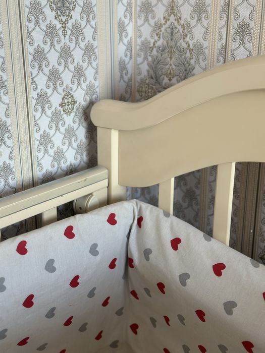 Манеж детская с маятником