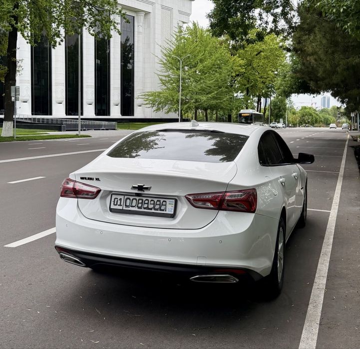 Chevrolet Malibu 2023 — 2