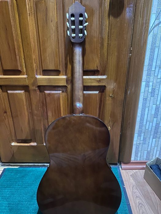Гитара Yamaha С40
