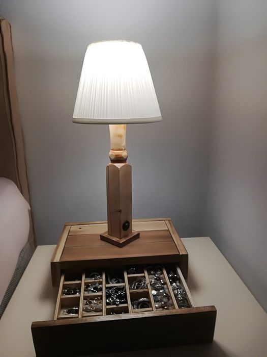 Lustre lemn  la comanda