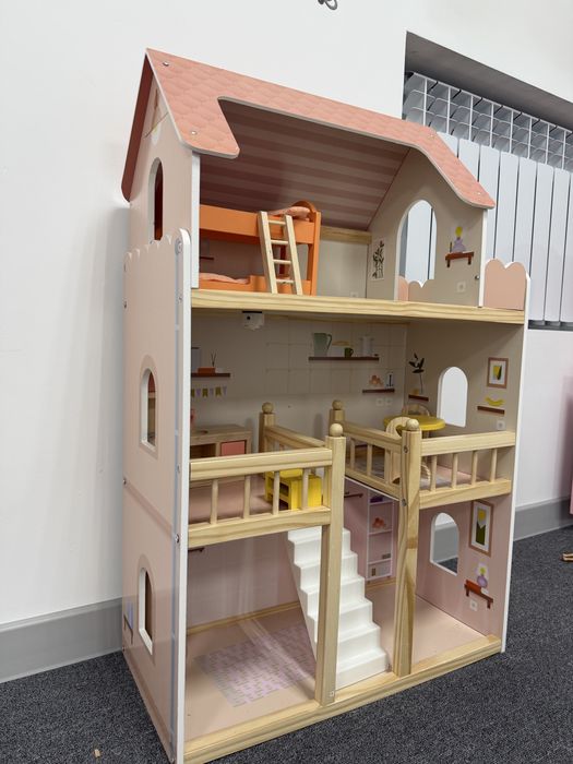 Продам домик для кукол