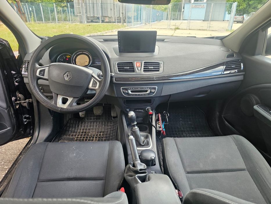 RENAULT Megane 2011 — imagine 3