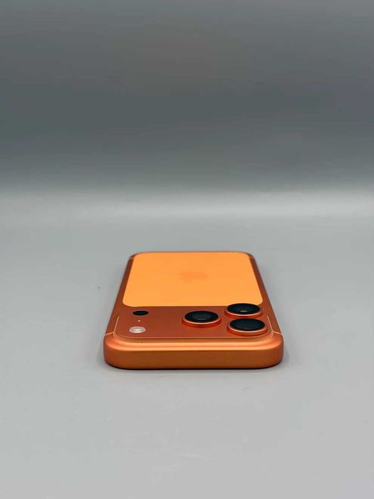 iPhone 17 Pro Max 256 GB , Baterie 100%, E-SIM, 36 Cicluri, Nou, Cosmic Orange, USA