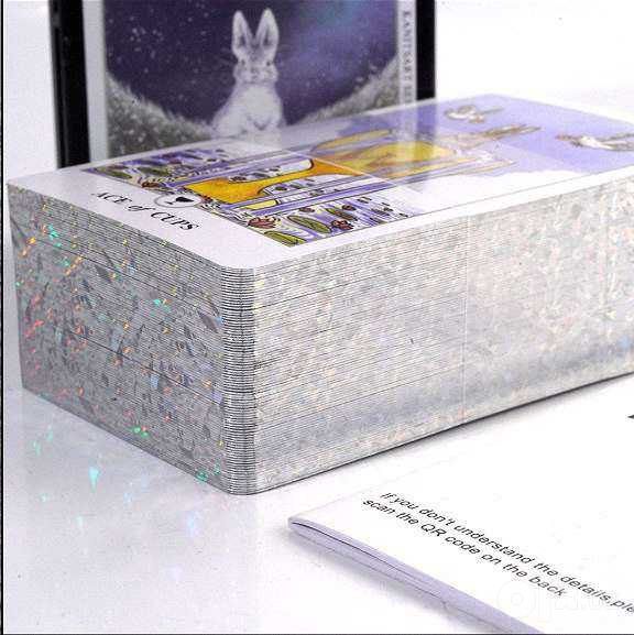 Карты МАК Таро Лунного Кролика ("Lunalapin Tarot") в железном боксе.