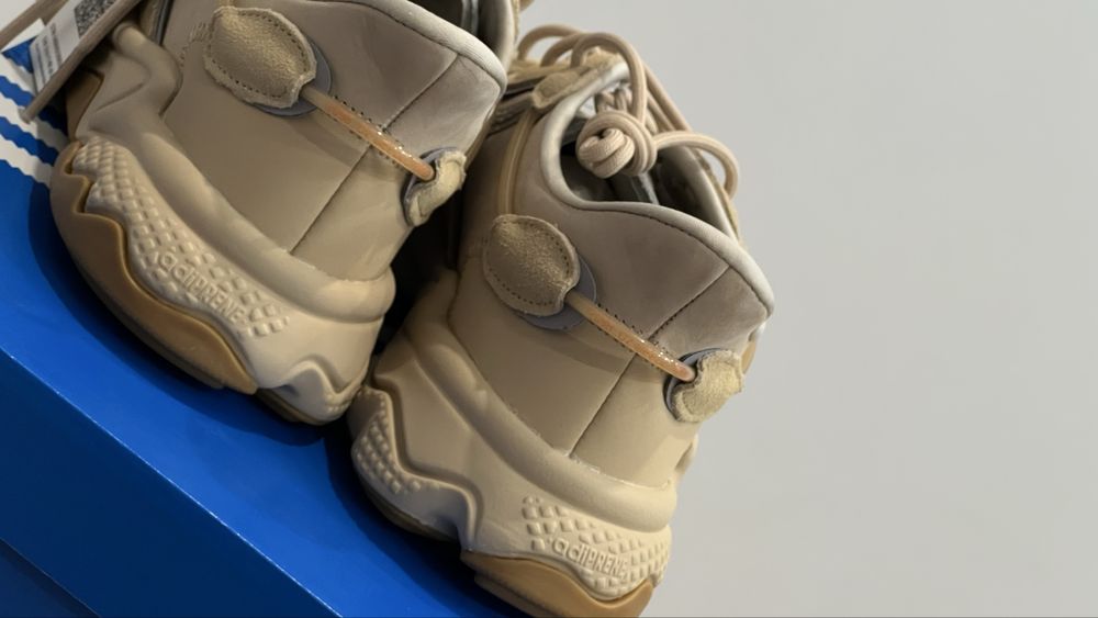 Adidas OZWEEGO ориг новые