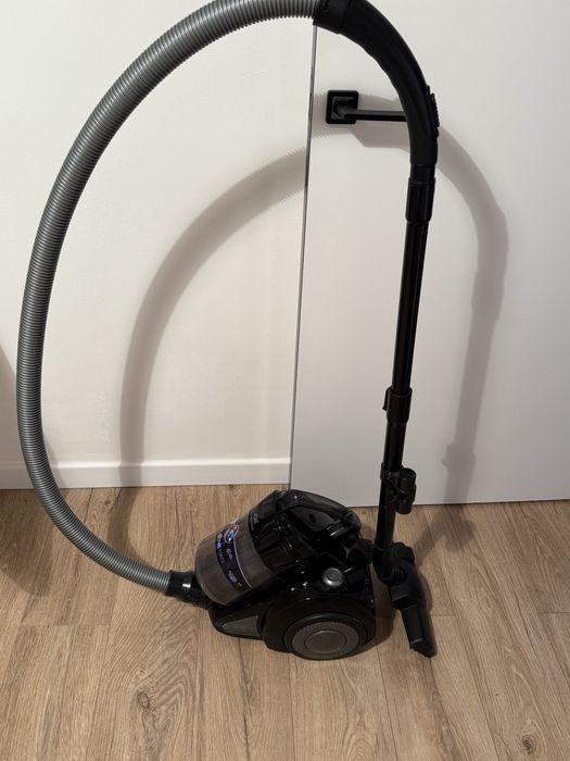 Пылесос Artel cyclone 2000