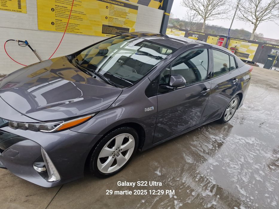 Toyota Prius Prime Plug-in Hibride