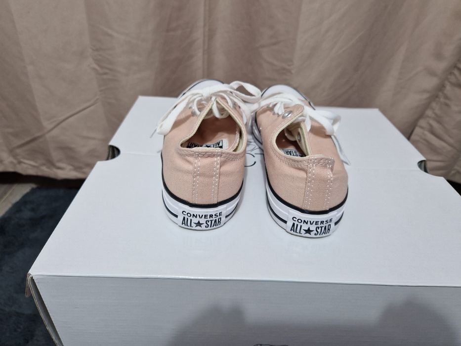 Tenisi Converse (dama)