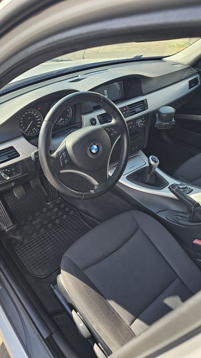 BMW Seria 3 2009 — imagine 9