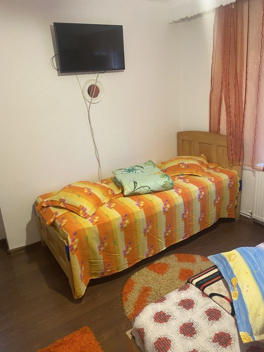 Inchiriez Apartartament cu o camera Slanic Moldova