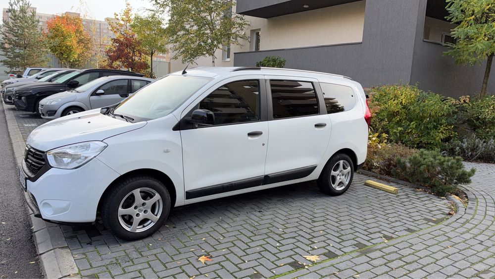DACIA Lodgy 2022 — imagine 3