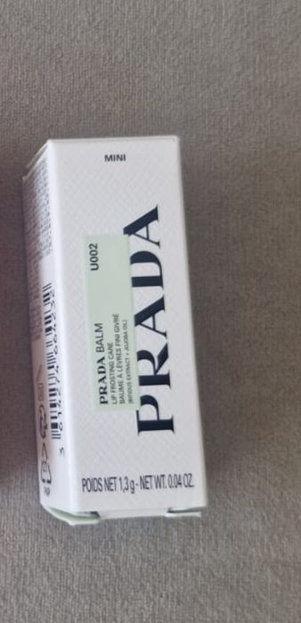 Новый бальзам для губ Prada оригинал