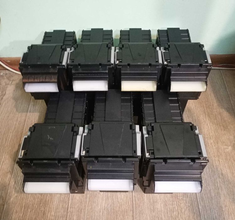 Купюроприёмник ICT L83 с касcетой на 1000 купюр