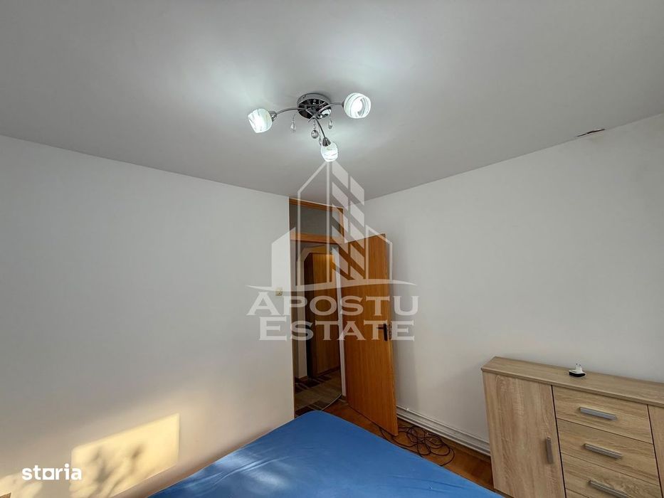 Apartament 4 camere de vanzare, decomandat, Girocului, Timisoara