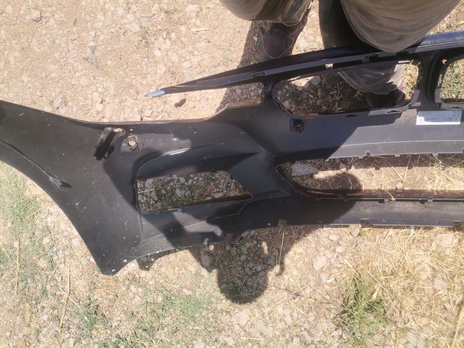 Предна броня за BMW F10.