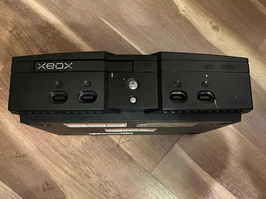 Xbox clasic (prima generație) + 3 controllere