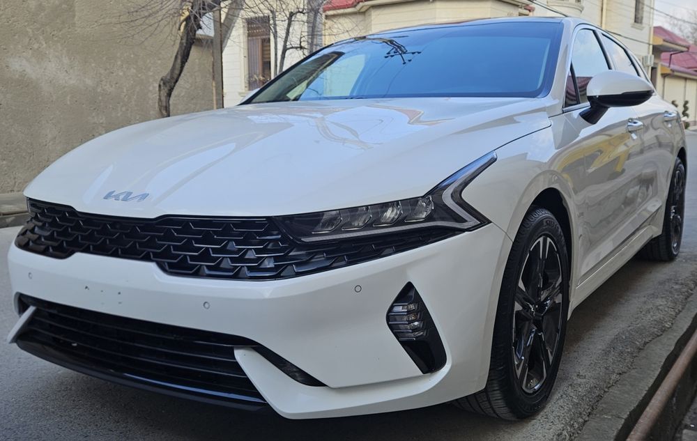 КИЯ - KIA K 5 2023-yil Panorama tomli Koja salon Lyuks