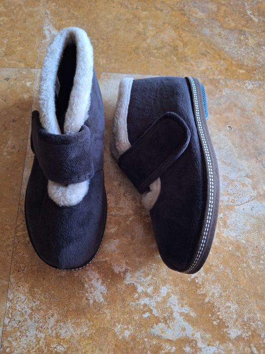 Vand papuci de casa CASA MIA 38