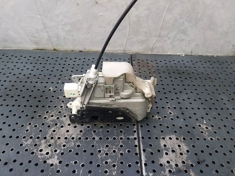 Broasca usa dreapta fata audi a4 b8 8k