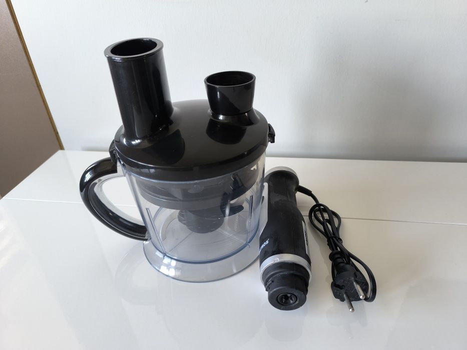 Robot de bucătărie- mixer