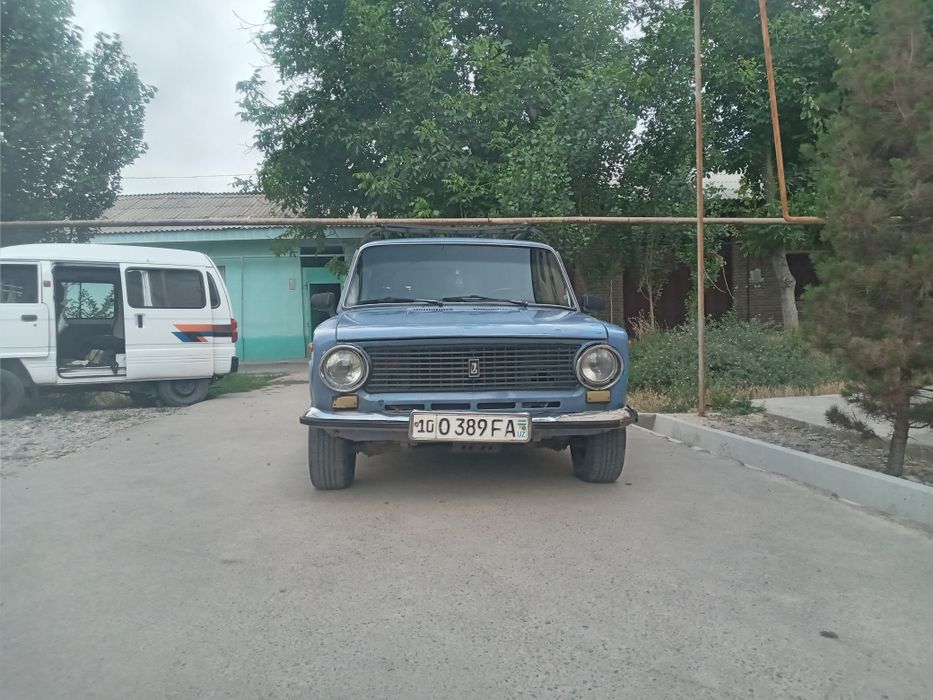 Жигули сотилади 1975 йилги