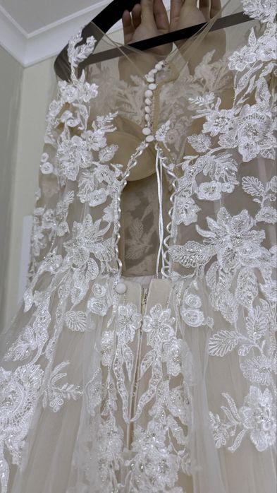 Продам свадебное платье испанский бренд