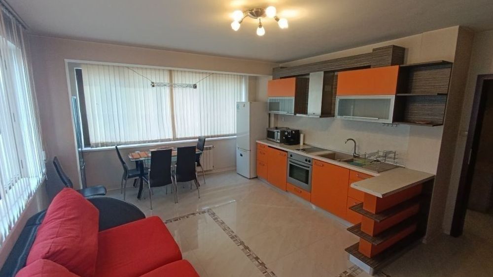 Дава се под наем Двустаен апартамент в София, Бъкстон - 66 кв.м за 620 € - Снимка #1