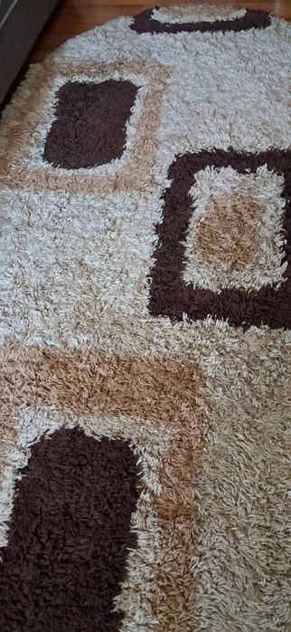 Продам ковёр-травка.