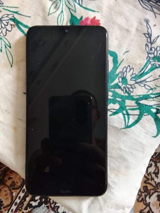 Продам телефон редми