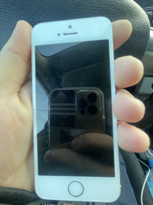 Айфон 5s на запчасть