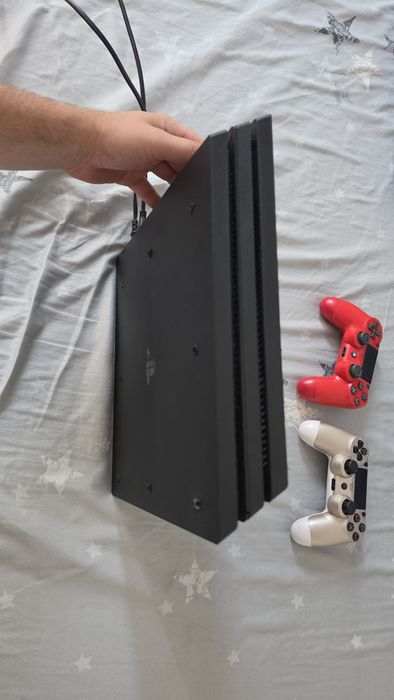 [PlayStation] Ps4 Pro 1 TB garantie 6 luni