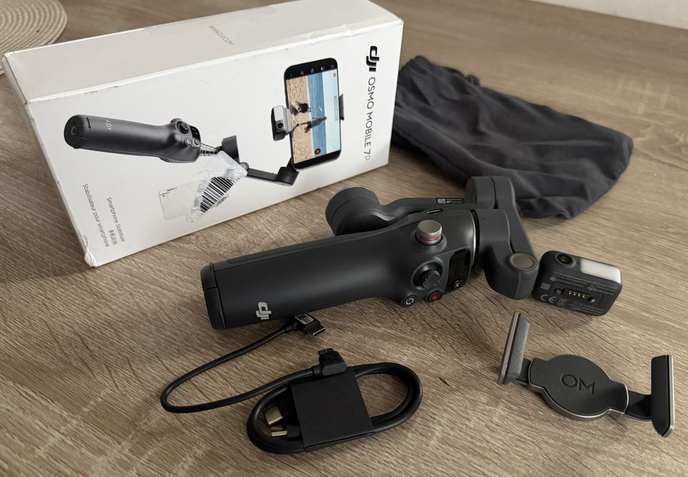 Sistem de stabilizare DJI Osmo Mobile 7P Negru, cel mai avansat gimbal