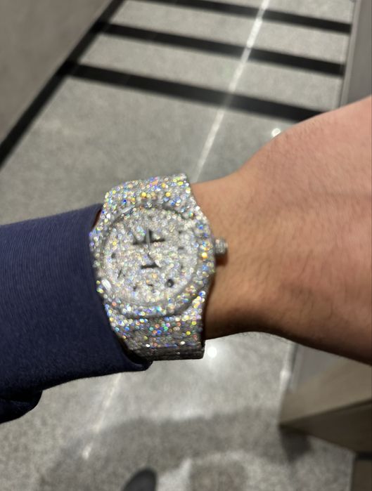 Audemars Piguet Royal Oak с диаманти
