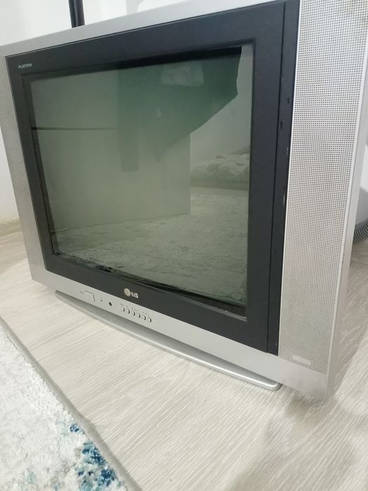 Телевизор LG б/у