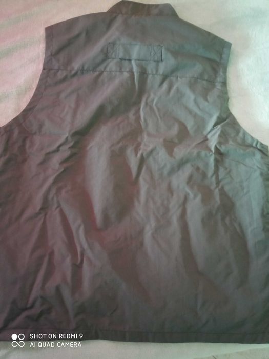 чисто нови мъжки елечета  размер ХЛ.