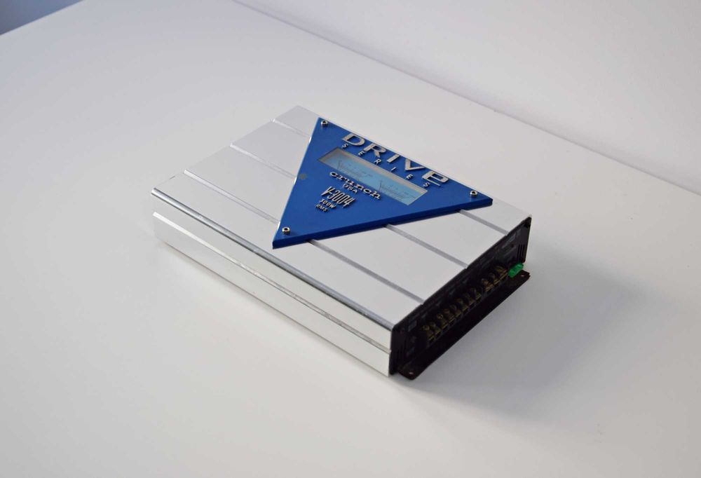 Amplificator auto Crunch Drive V-3004, statie