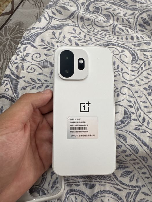 OnePlus 15T.