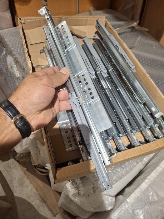 Vand stoc de Feronarie