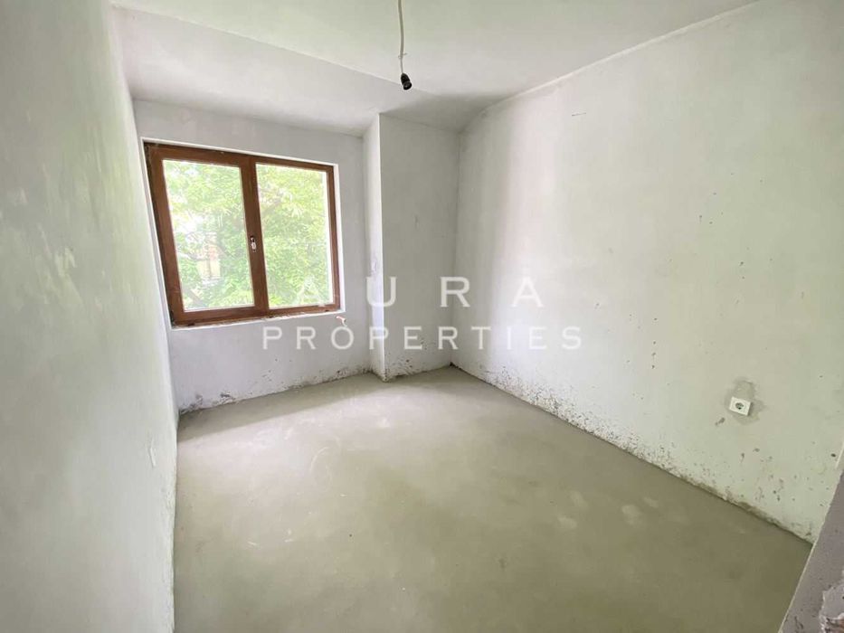 Продава се Тристаен апартамент в Разград, Варош - 86 кв.м за 1003 €/кв.м - Снимка #4