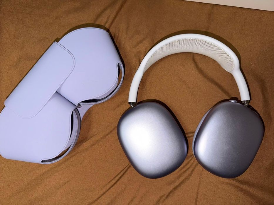 Air Pods Max 2 purple