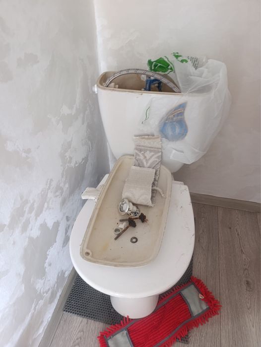 Продам унитаз б/у
