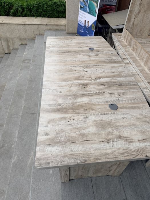 Столы для офиса в хорошем состоянии