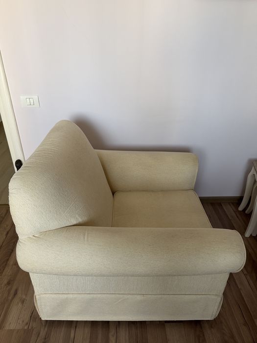 Fotoliu elegant crem