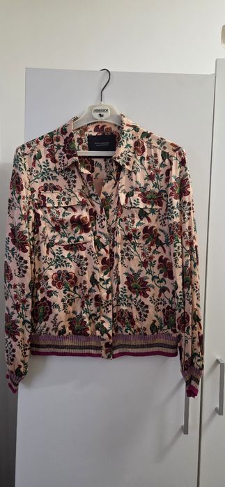 Jacheta Scotch and Soda,material vascoza marimea S,stare foarte buna